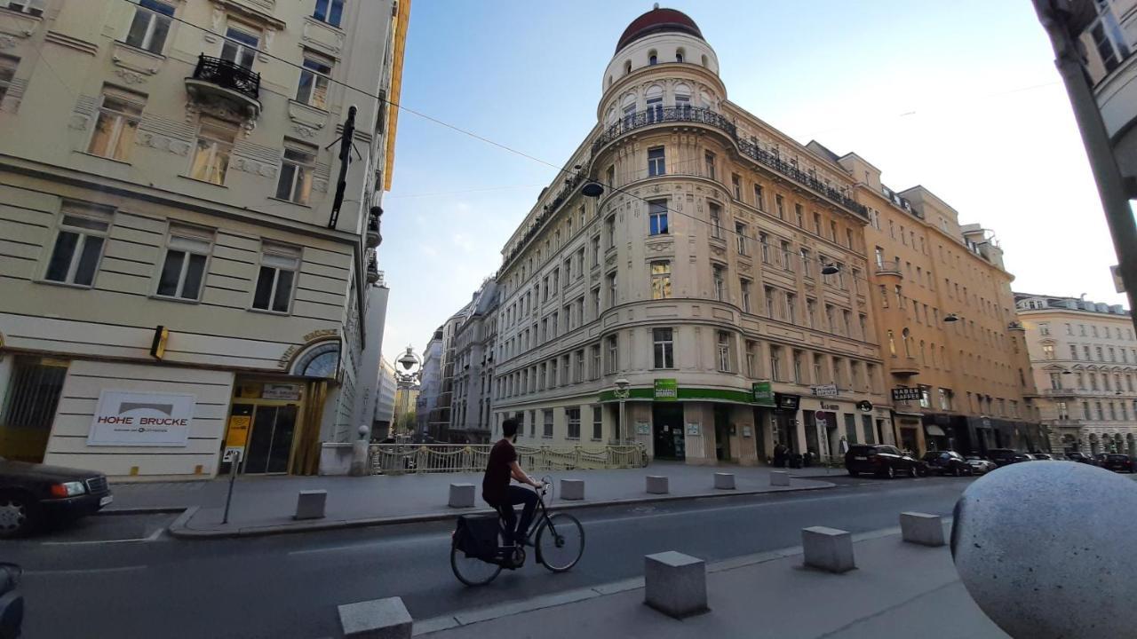 Pension Lerner Bed & Breakfast Vienna Exterior photo